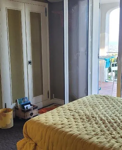 Confortable Vue Sur Bed & Breakfast