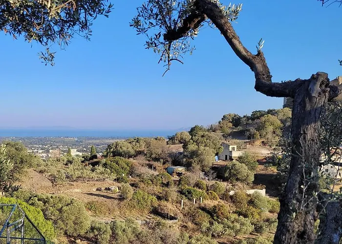 Confortable Vue Sur Bed & Breakfast 3*