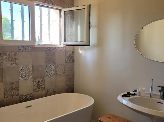 Confortable Vue Sur Bed & Breakfast